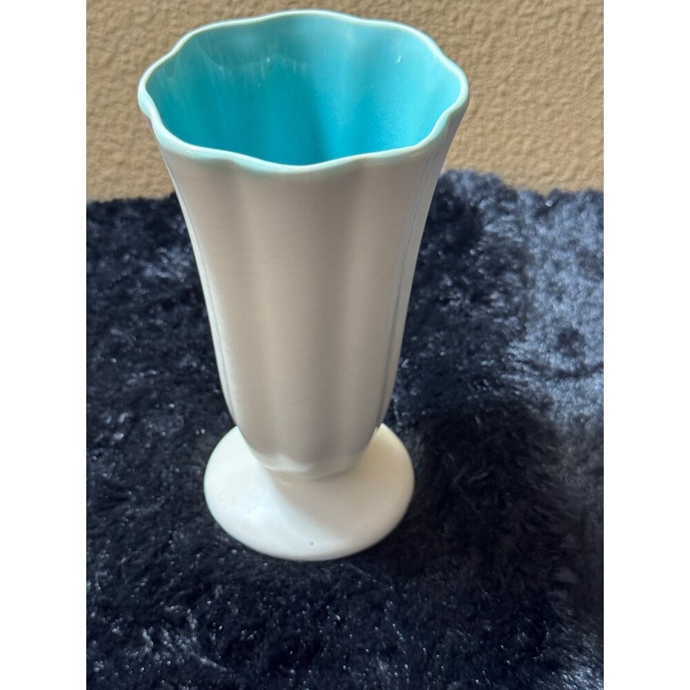 Vintage  Catalina Island Pottery Fluted  Vase Cream And Turquise 6 1/2"Tall